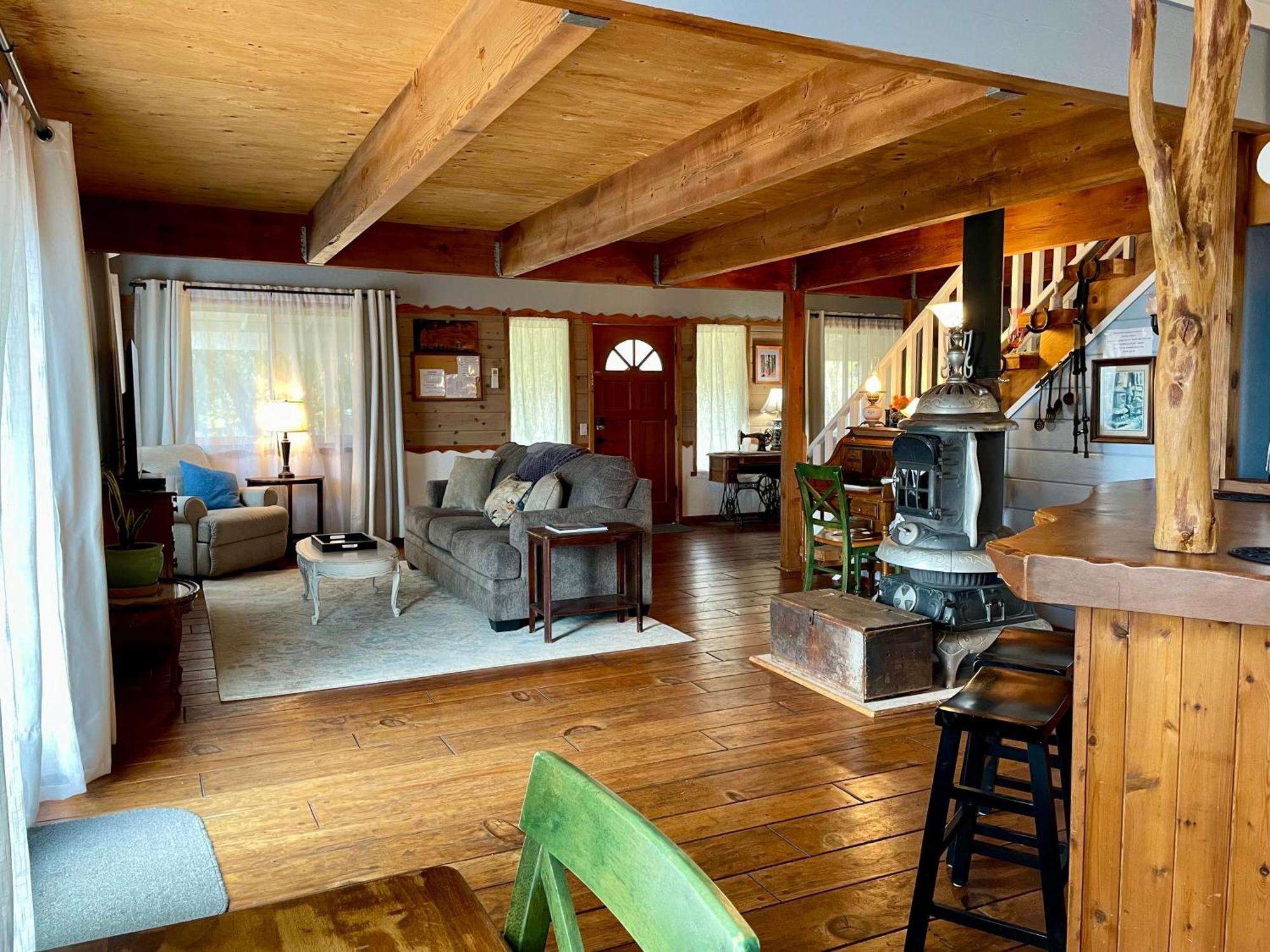 Sierra Mountain Lodge - Vacation Rentals - Yosemite أهواهني المظهر الخارجي الصورة